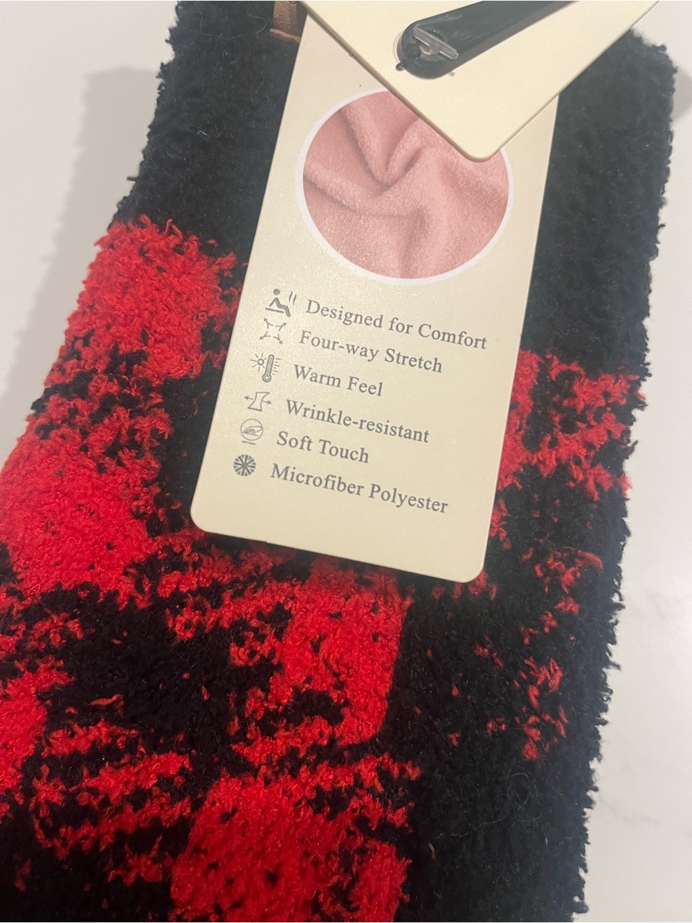 NWT red & black plaid gloves - Picture 3 of 3